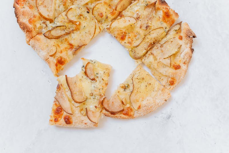 Fig prosciutto specialty pizza